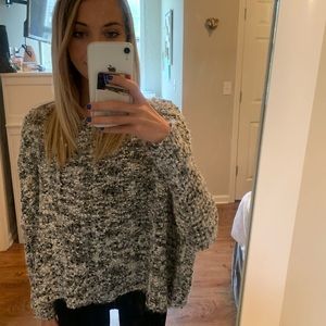 Wonderly black and white sweater